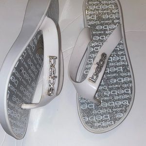 Bebe Girls Flip Flop sandals